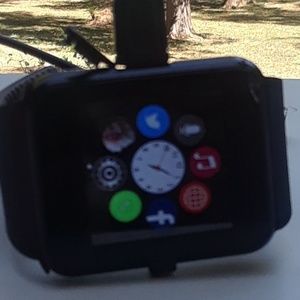 Android watch w/charging chord